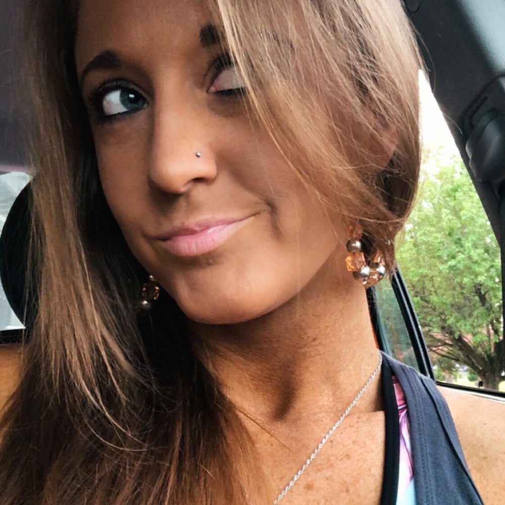 Meet your Posher, Savanna